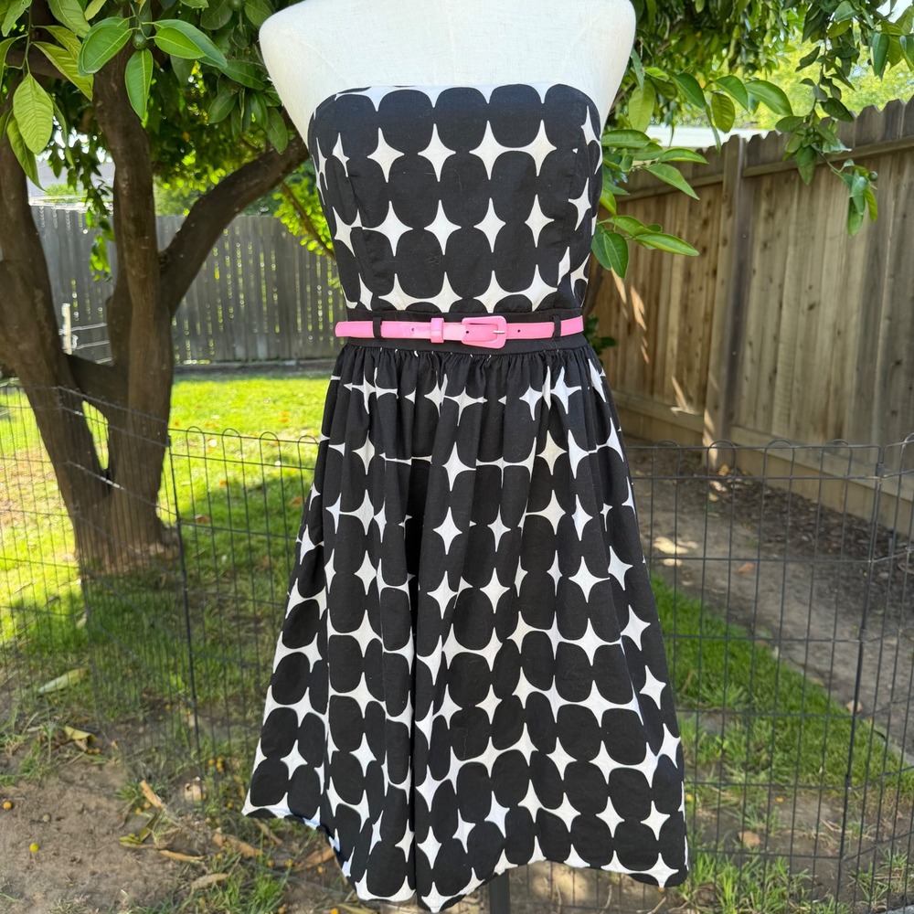 XOXO Strapless Dress Black White Geometric Pink Belt Fit Flare SZ 9 Retro Styl